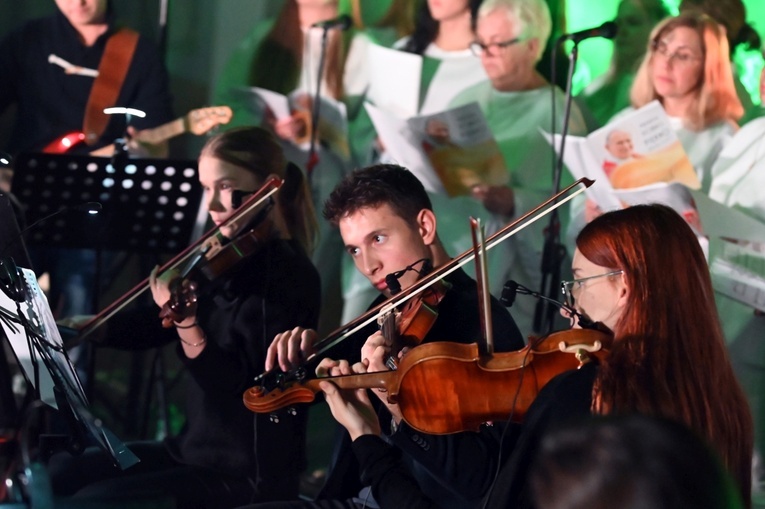 Koncert Papieski w Nowej Rudzie-Słupcu