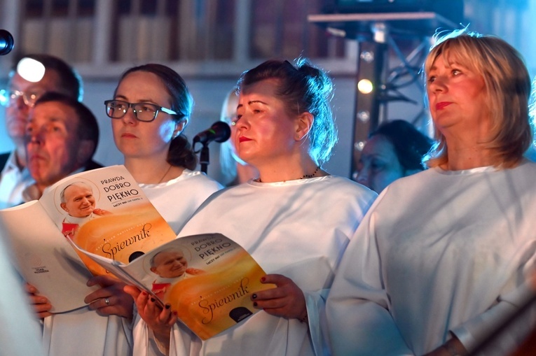 Koncert Papieski w Nowej Rudzie-Słupcu