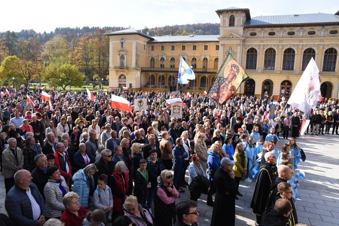 Diecezjalny Różaniec dla życia i rodziny