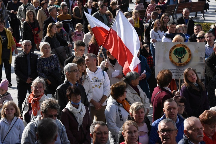 Diecezjalny Różaniec dla życia i rodziny