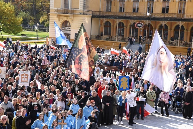 Diecezjalny Różaniec dla życia i rodziny