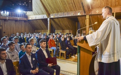 Uświęcać się przez liturgię