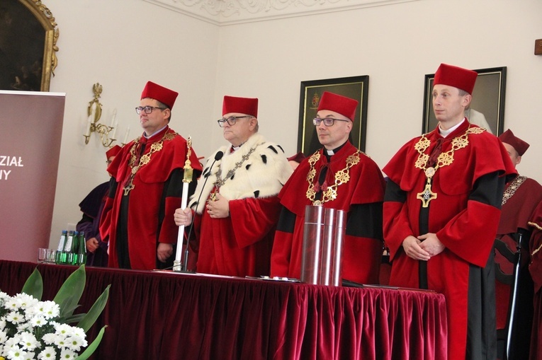 Uroczysta inauguracja na PWT