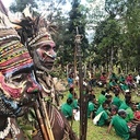  Papua-Nowa Gwinea składa się z kilkuset plemion, a każde inaczej przeżywa tradycje związane  z pożegnaniem zmarłych