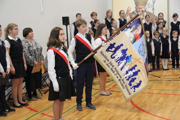 20-lecie Niepublicznej Szkoły Podstawowej Sióstr Salezjanek