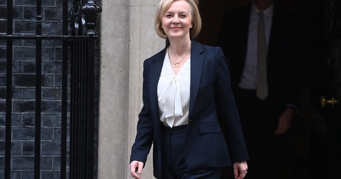 Liz Truss rezygnuje ze stanowiska