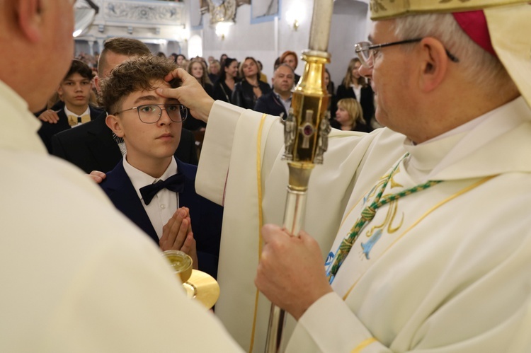 Wizytacja kanoniczna w parafii Przemienienia Pańskiego w Lutomii Dolnej