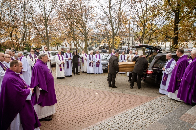 Pogrzeb ks. kan. Zygmunta Słomskiego