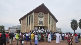 Prezydent Rwandy ostrzega pielgrzymów przed "mentalnością ubóstwa"