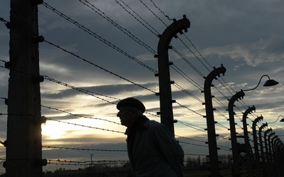 Dziesięć lat temu zmarł Wilhelm Brasse, obozowy fotograf, który po Auschwitz już nigdy nie zrobił zdjęcia