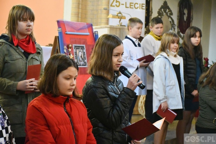 25 lat Apostolatu Maryjnego w Trzebiczu