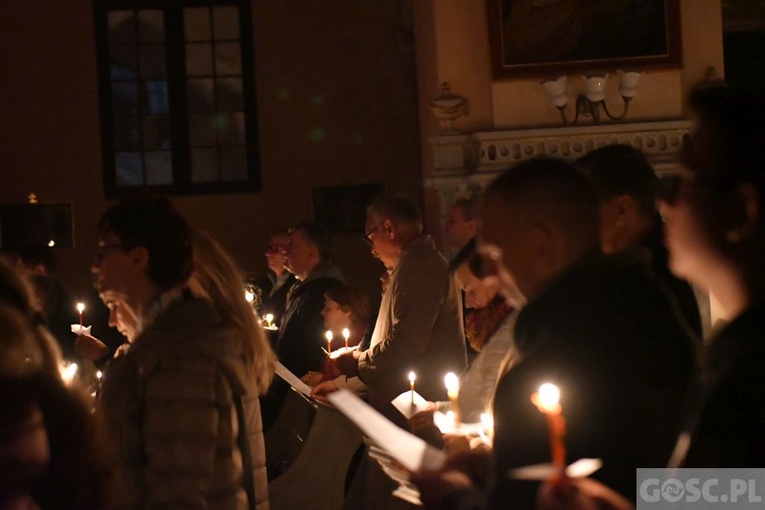 W paradyskim sanktuarium rozpoczął się Akatyst ku czci Bogurodzicy