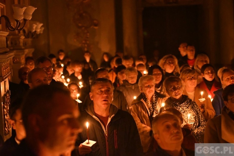 W paradyskim sanktuarium rozpoczął się Akatyst ku czci Bogurodzicy