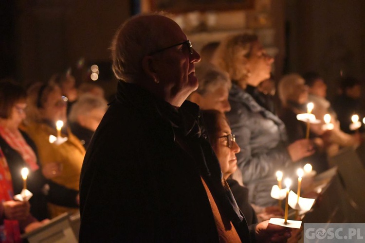 W paradyskim sanktuarium rozpoczął się Akatyst ku czci Bogurodzicy