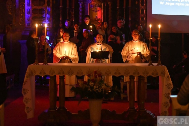 W paradyskim sanktuarium rozpoczął się Akatyst ku czci Bogurodzicy