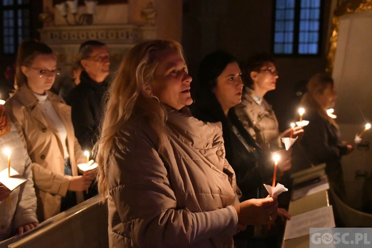 W paradyskim sanktuarium rozpoczął się Akatyst ku czci Bogurodzicy