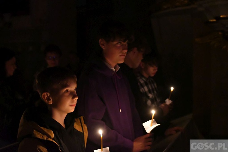 W paradyskim sanktuarium rozpoczął się Akatyst ku czci Bogurodzicy