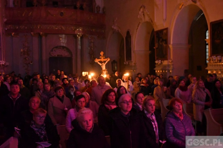 W paradyskim sanktuarium rozpoczął się Akatyst ku czci Bogurodzicy