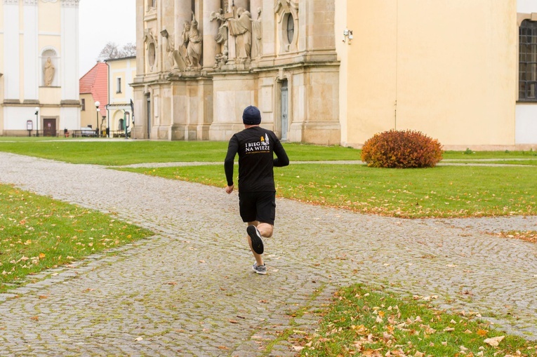 Krzeszów. I Bieg na wieżę