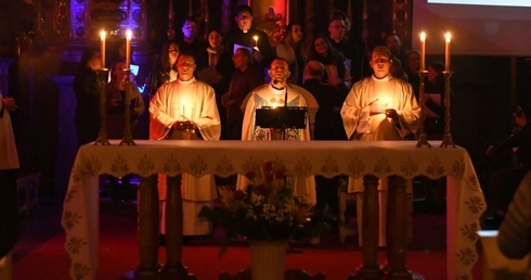 Witaj, Gwiazdo, Słońce nam ukazująca
