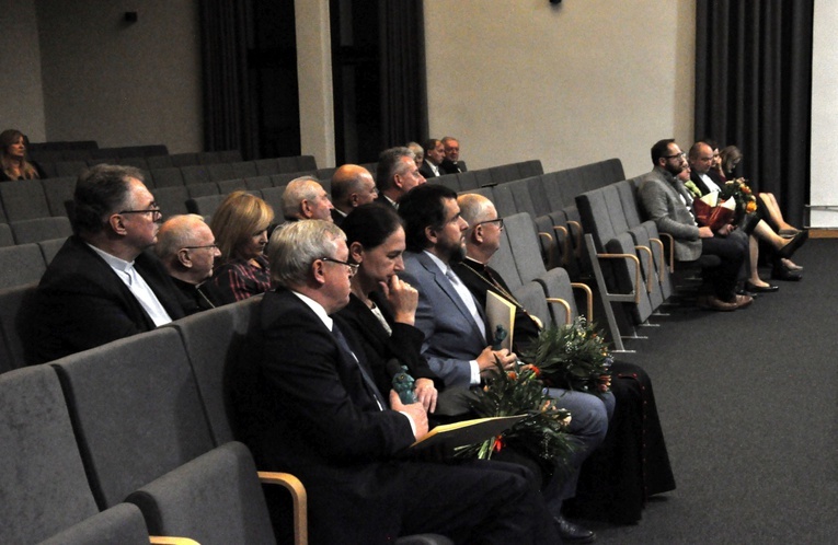 Statuetki Hyacinthus Opoliensis 2022 wręczone