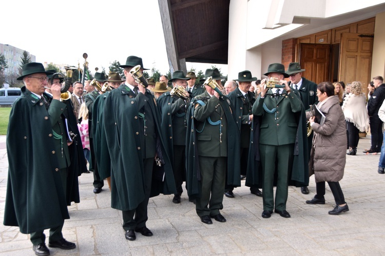 Myśliwi i leśnicy uczcili św. Huberta