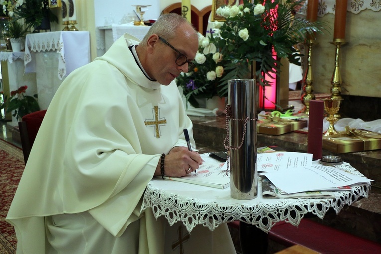 Wprowadzenie relikwii bł. Jakuba Strzemię i zakończenie roku jubileuszowego w Obornikach Śląskich