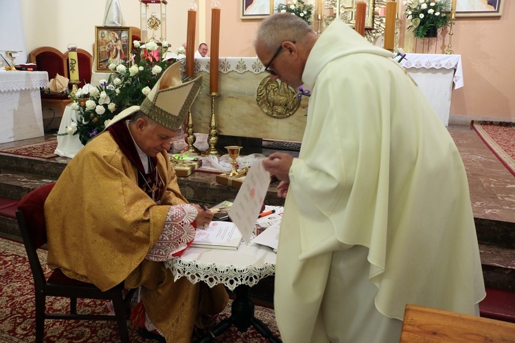 Wprowadzenie relikwii bł. Jakuba Strzemię i zakończenie roku jubileuszowego w Obornikach Śląskich