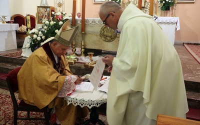 Wprowadzenie relikwii bł. Jakuba Strzemię i zakończenie roku jubileuszowego w Obornikach Śląskich