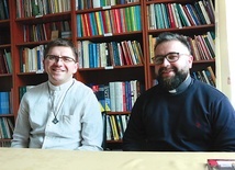 	Ks. Łukasz i ks. Karol zapraszają na spotkania wspólnot parafialnych.