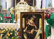 ▲	Jubileuszowemu nabożeństwu przewodniczył bp Roman Pindel.