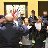 ▲	Liturgię współtworzył chór pod dyrekcją  ks. Bogusława Grzebienia.