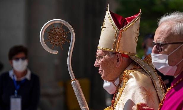 To papież, którego potrzebujemy w świecie zapominającym o Bogu