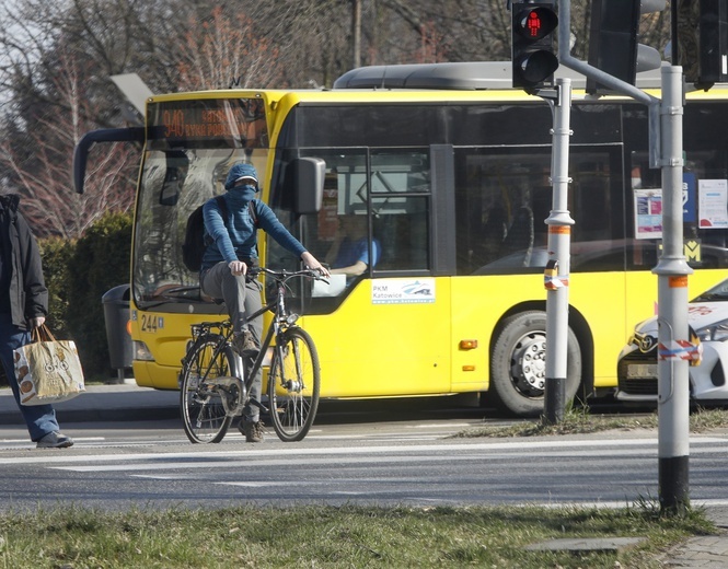 Metropolia Śląsko-Zagłębiowska. Bezpłatna komunikacja miejska we Wszystkich Świętych