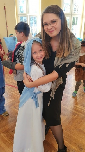 Święci balują w niebie