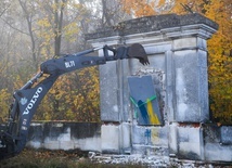 Cztery pomniki Armii Czerwonej są demontowane