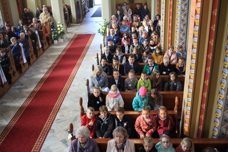 Uroczystość nadania imienia Jana Pawła II szkole w Sławięcicach