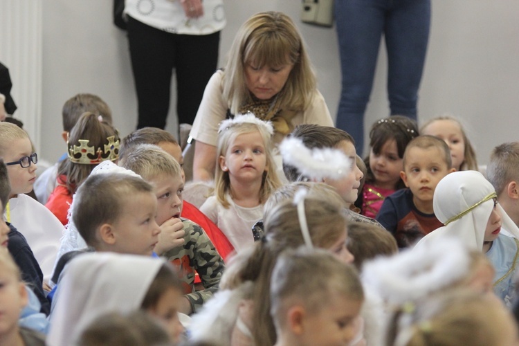 Bal "świętych" przedszkolaków