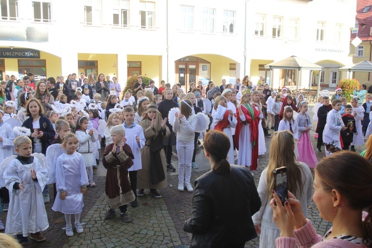 Polkowickich świętych obcowanie