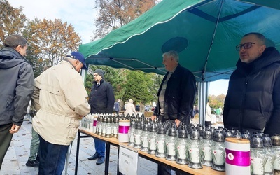 Płomień Nadziei, Iskierka Pamięci i Akcja Znicz