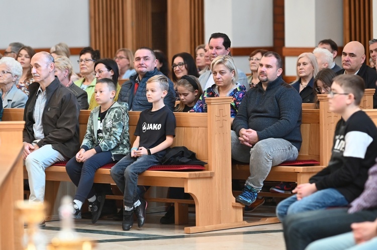 Wizytacja u NMP Królowej Polski w Świdnicy