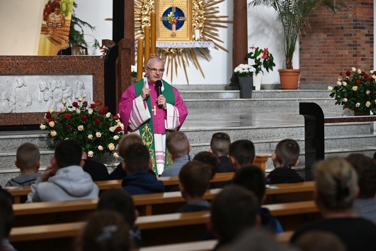 Wizytacja u NMP Królowej Polski w Świdnicy