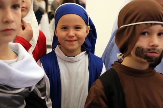 Bal Wszystkich Świętych w zamku w Oleśnicy