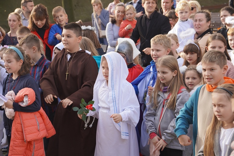 Spotkanie ze świętymi w parafii pw. św. Jadwigi Śl. we Wrocławiu-Leśnicy