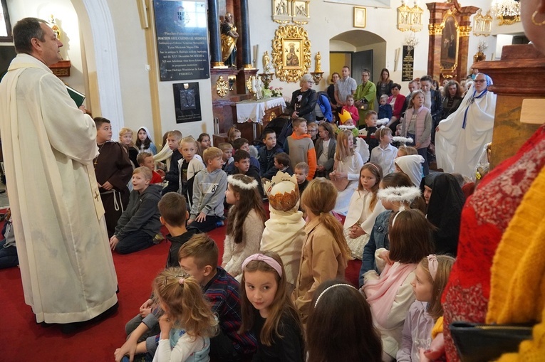 Spotkanie ze świętymi w parafii pw. św. Jadwigi Śl. we Wrocławiu-Leśnicy