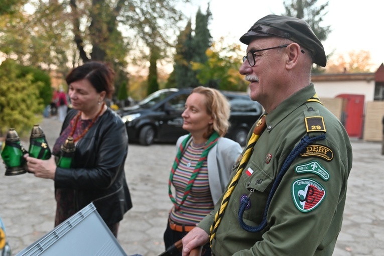 Świdnica. Wspominali zmarłych harcerzy i instruktorów