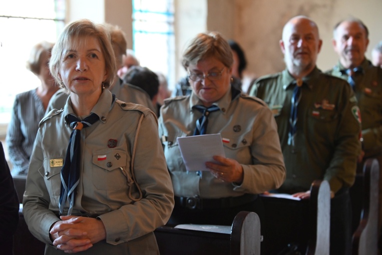 Świdnica. Wspominali zmarłych harcerzy i instruktorów