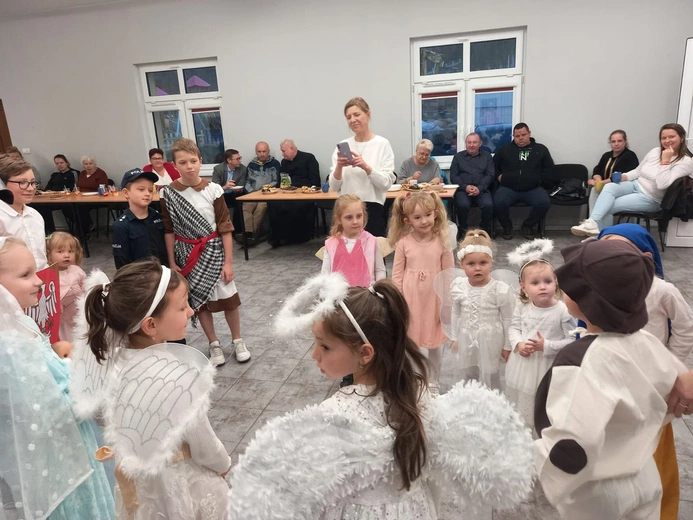 Roztańczone niebo w Strudze