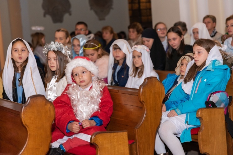 Bal Wszystkich Świętych u Wawrzyńca w Wołowie