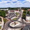 Mikołów. Nowy wiadukt kolejowy. Centrum przesiadkowe w pełni gotowe